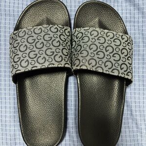 BRAND NEW elegant G/Black comfort soft Slides sandals chanclas size EU 42 / US 9